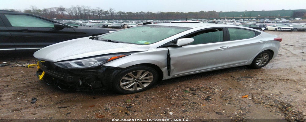 KMHDH4AE3GU575946 2016 HYUNDAI ELANTRA photo no. 2