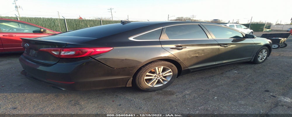 5NPE24AF8HH555657 2017 HYUNDAI SONATA photo no. 4