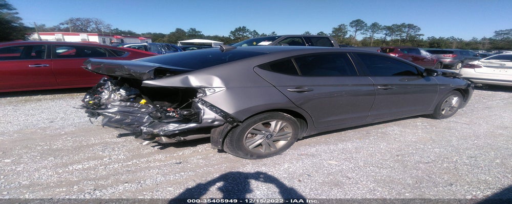 KMHD84LF0LU014006 2020 HYUNDAI ELANTRA photo no. 4