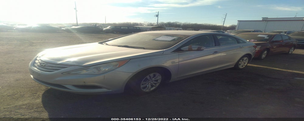 5NPEB4AC2CH340452 2012 HYUNDAI SONATA photo no. 2