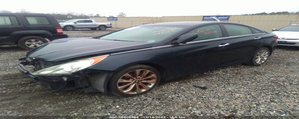 5NPEC4AC8BH250850 2011 HYUNDAI SONATA photo no. 2