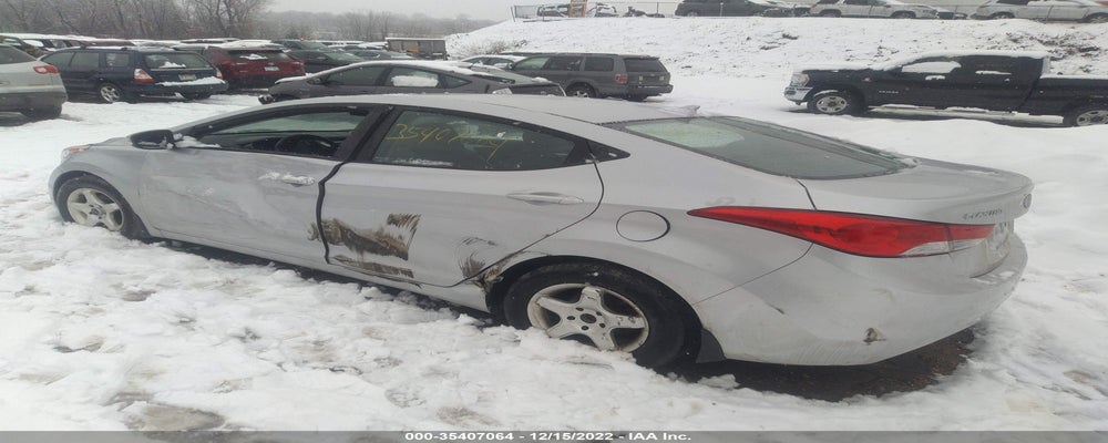 5NPDH4AE2DH394749 2013 HYUNDAI ELANTRA photo no. 3