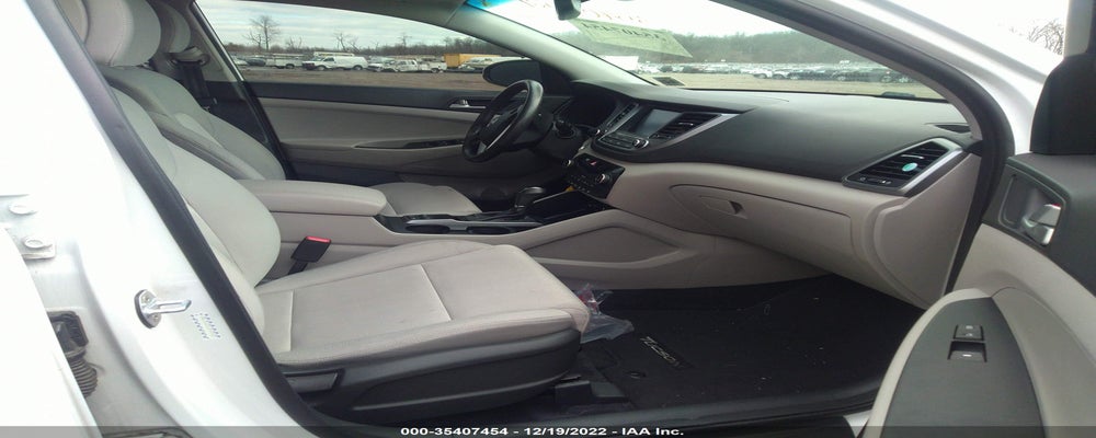 KM8J3CA20JU757533 2018 HYUNDAI TUCSON photo no. 5