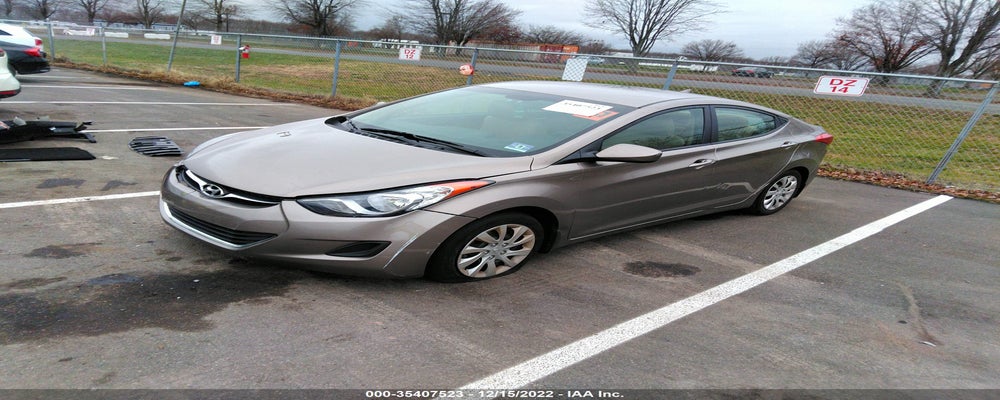 5NPDH4AE9DH208611 2013 HYUNDAI ELANTRA photo no. 2