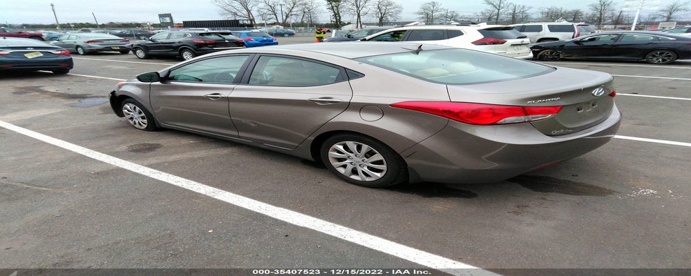 5NPDH4AE9DH208611 2013 HYUNDAI ELANTRA photo no. 3