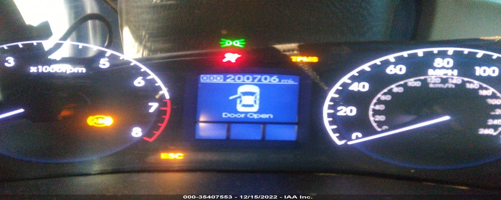 KMHGC4DD8DU257217 2013 HYUNDAI GENESIS photo no. 7