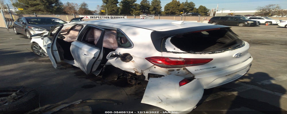 KMHH35LE3KU118338 2019 HYUNDAI ELANTRA GT photo no. 3