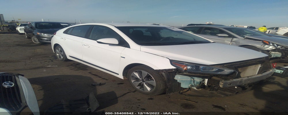 KMHC65LD8JU061383 2018 HYUNDAI IONIQ PLUG-IN HYBRID photo no. 11