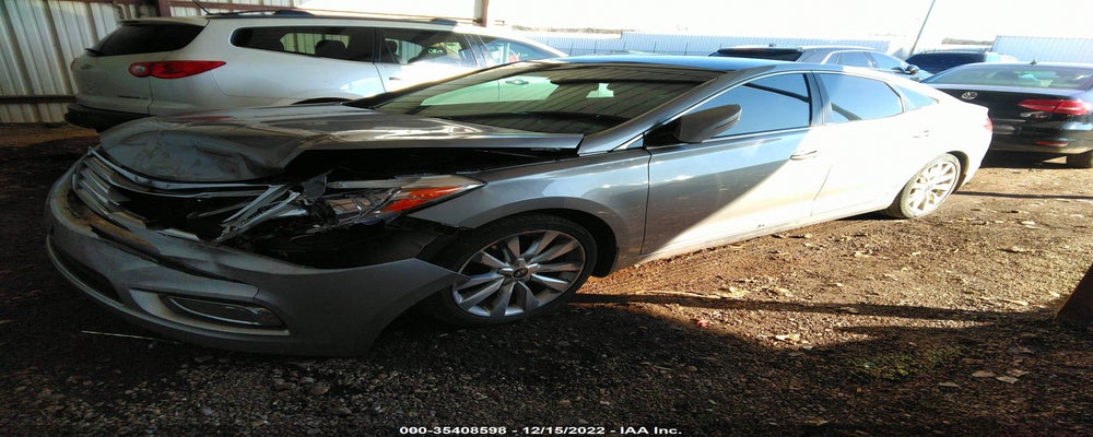 KMHFH4JG2DA216739 2013 HYUNDAI AZERA photo no. 2