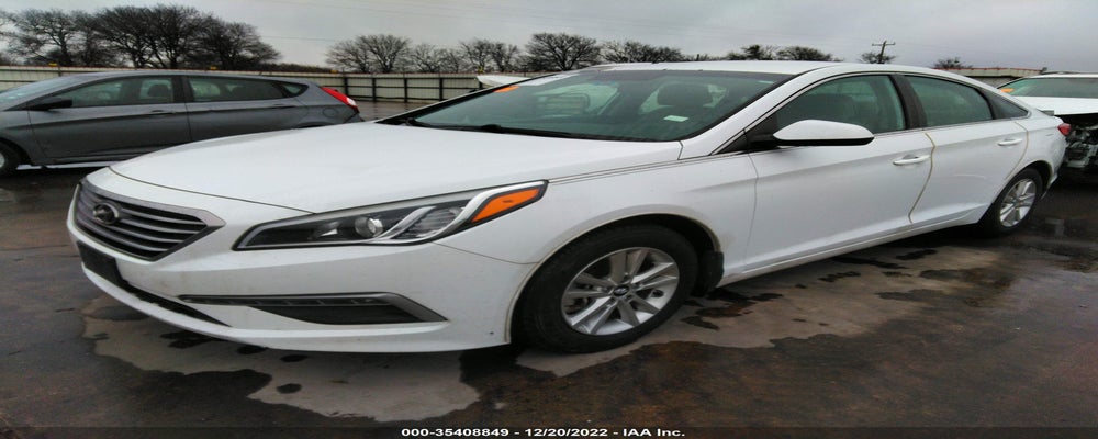 5NPE24AF0FH238825 2015 HYUNDAI SONATA photo no. 2
