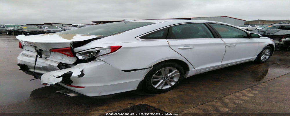 5NPE24AF0FH238825 2015 HYUNDAI SONATA photo no. 4