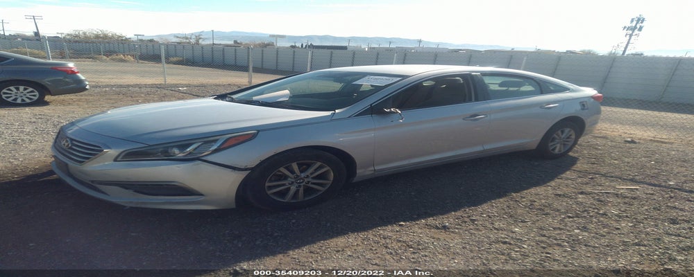 5NPE24AF8FH040400 2015 HYUNDAI SONATA photo no. 2