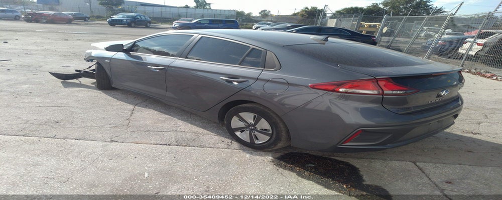 KMHC65LC3LU207781 2020 HYUNDAI IONIQ HYBRID photo no. 3