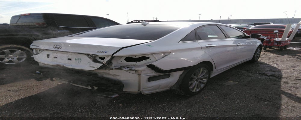 5NPEC4AB1DH511262 2013 HYUNDAI SONATA photo no. 4
