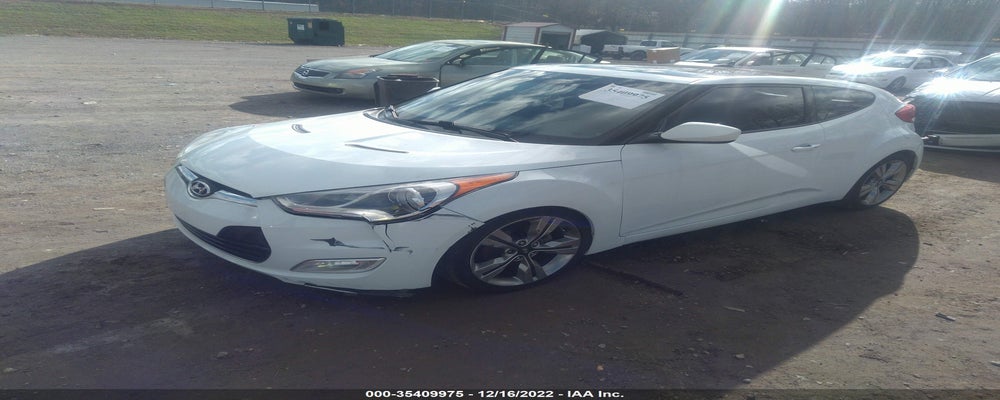 KMHTC6AD8CU076728 2012 HYUNDAI VELOSTER photo no. 2