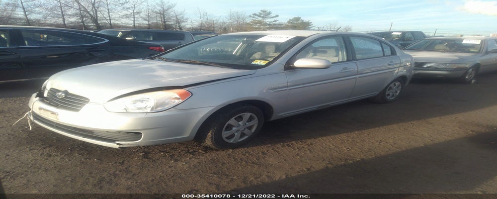 KMHCN4AC2BU538608 2011 HYUNDAI ACCENT photo no. 2