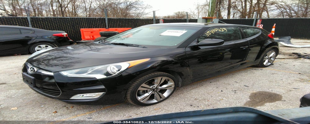 KMHTC6AD2DU166457 2013 HYUNDAI VELOSTER photo no. 2