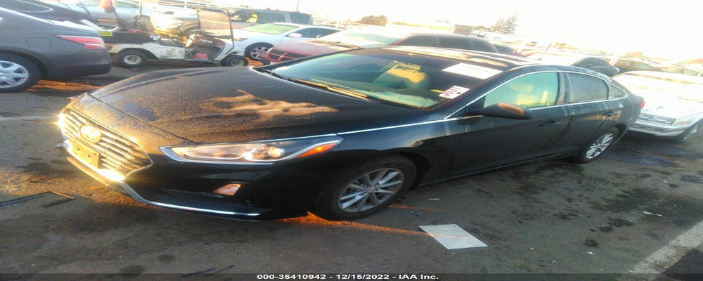 5NPE24AF9JH721125 2018 HYUNDAI SONATA photo no. 2