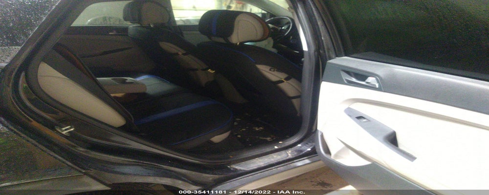 KM8J33A44HU299426 2017 HYUNDAI TUCSON photo no. 8