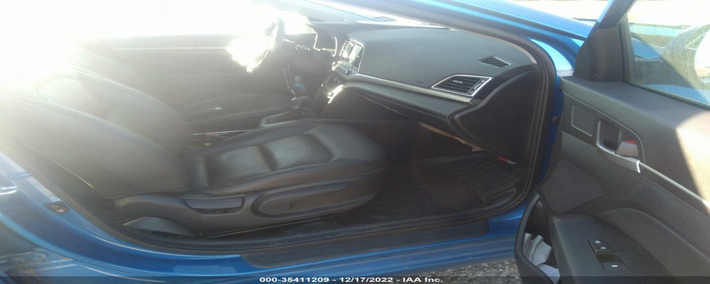 KMHD84LF1HU319537 2017 HYUNDAI ELANTRA photo no. 5
