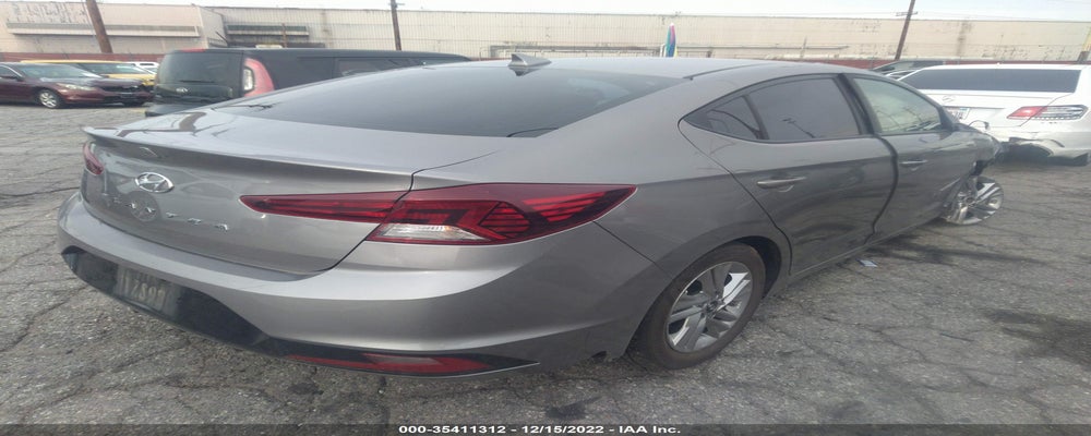 KMHD84LF7LU105953 2020 HYUNDAI ELANTRA photo no. 4