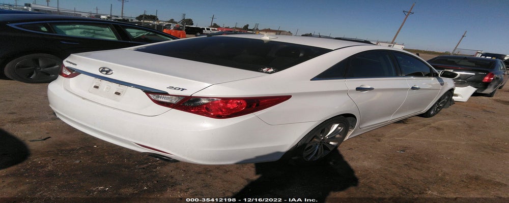 5NPEC4AB7CH366713 2012 HYUNDAI SONATA photo no. 4
