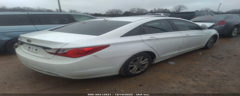 5NPEB4AC7DH610311 2013 HYUNDAI SONATA photo no. 4