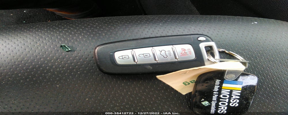5NPEC4AC2CH348953 2012 HYUNDAI SONATA photo no. 11