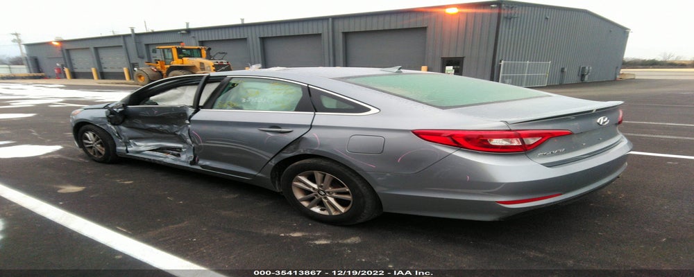 5NPE24AF2HH566900 2017 HYUNDAI SONATA photo no. 3