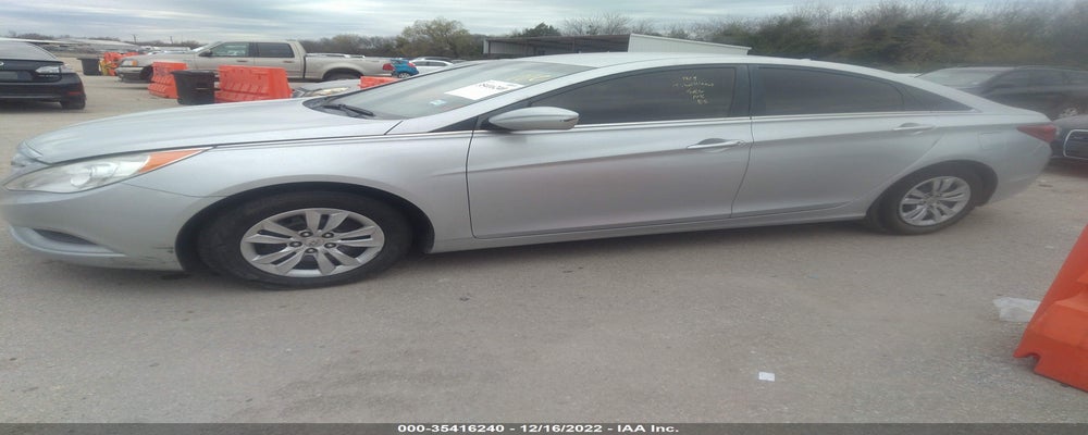 5NPEB4AC2CH403016 2012 HYUNDAI SONATA photo no. 2