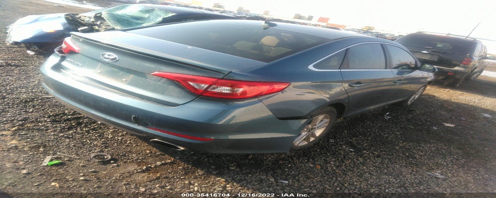 5NPE24AF2FH165098 2015 HYUNDAI SONATA photo no. 4