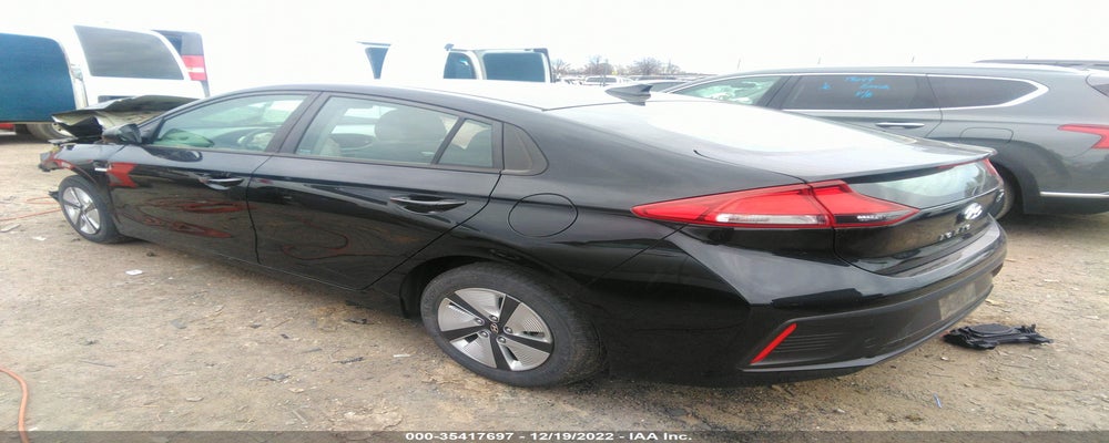 KMHC65LC0JU062227 2018 HYUNDAI IONIQ HYBRID photo no. 3