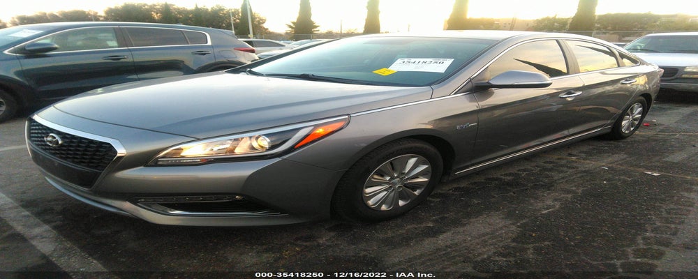 KMHE24L16HA055596 2017 HYUNDAI SONATA HYBRID photo no. 2
