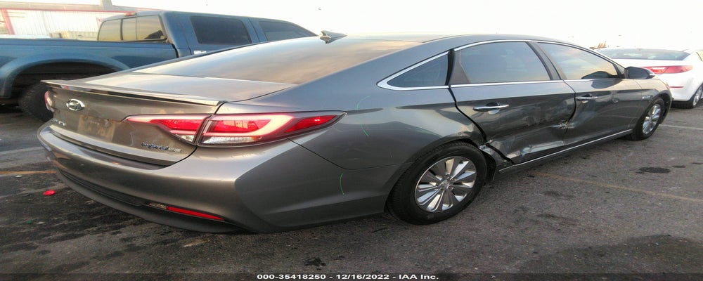 KMHE24L16HA055596 2017 HYUNDAI SONATA HYBRID photo no. 4