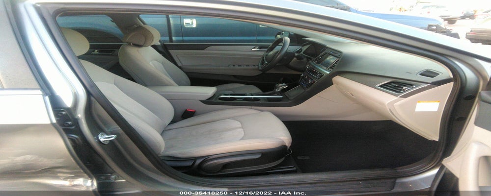 KMHE24L16HA055596 2017 HYUNDAI SONATA HYBRID photo no. 5