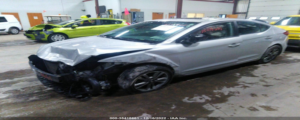 5NPD84LF8JH305557 2018 HYUNDAI ELANTRA photo no. 2