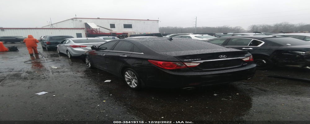 5NPEC4AB2CH424582 2012 HYUNDAI SONATA photo no. 3