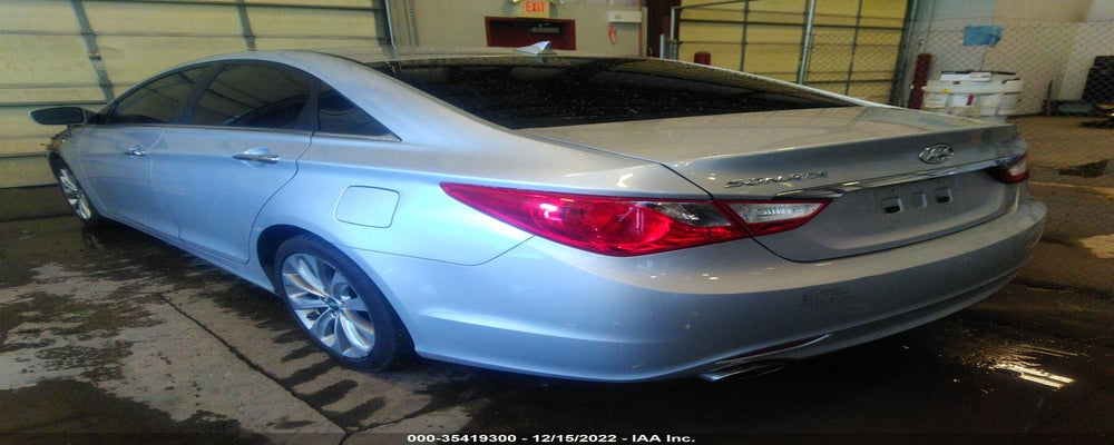 5NPEC4AC5CH398097 2012 HYUNDAI SONATA photo no. 3
