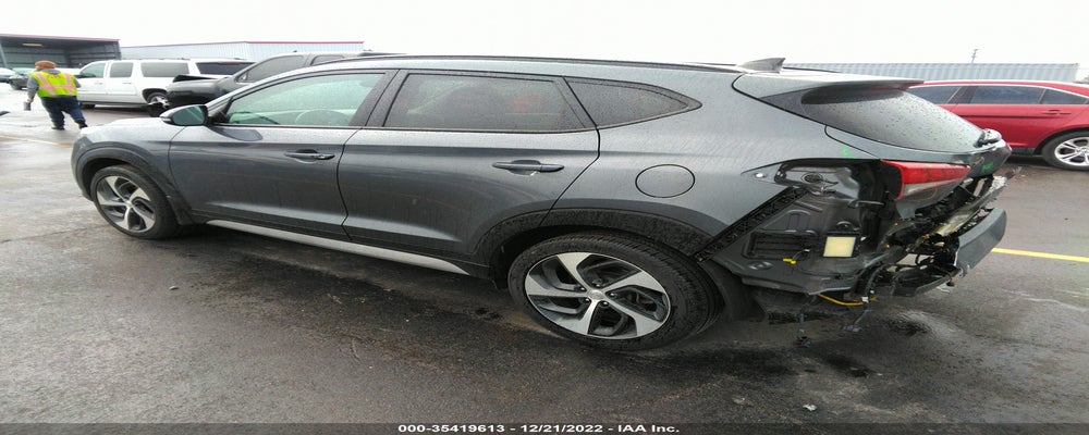 KM8J3CA20JU834062 2018 HYUNDAI TUCSON photo no. 3