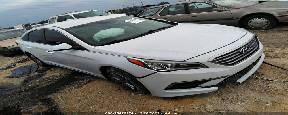 5NPE24AF1GH331158 2016 HYUNDAI SONATA photo no. 2