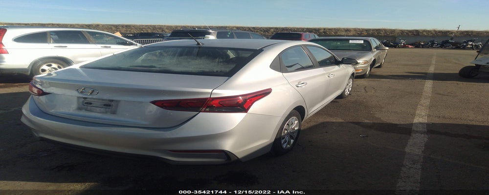 3KPC24A38JE015314 2018 HYUNDAI ACCENT photo no. 4