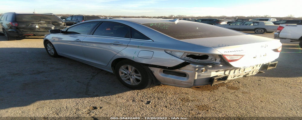 5NPEB4AC3BH077810 2011 HYUNDAI SONATA photo no. 3