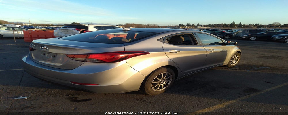 5NPDH4AEXGH720253 2016 HYUNDAI ELANTRA photo no. 4