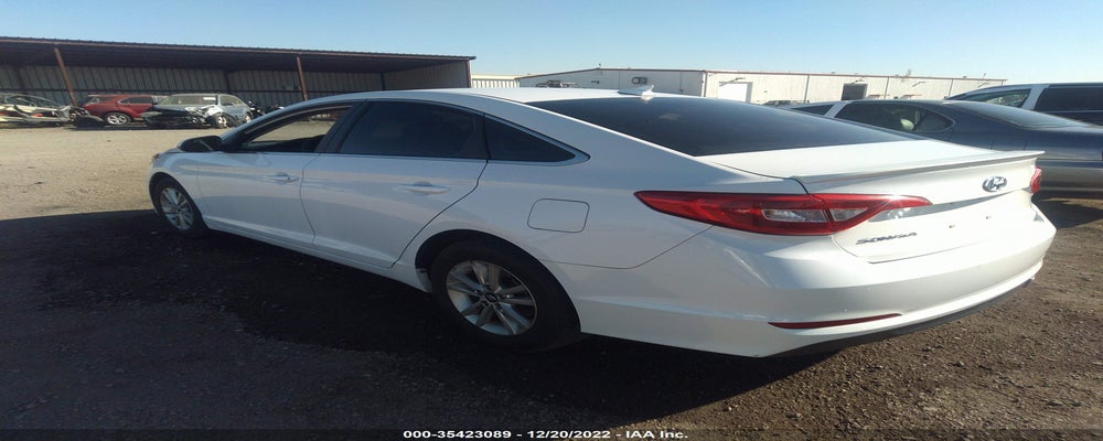 5NPE24AF8FH069847 2015 HYUNDAI SONATA photo no. 3