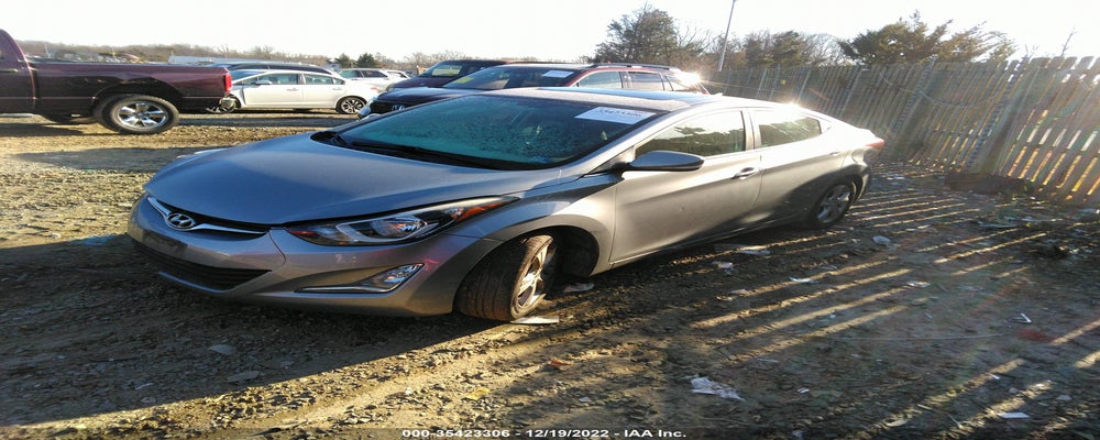 5NPDH4AE3GH672935 2016 HYUNDAI ELANTRA photo no. 2