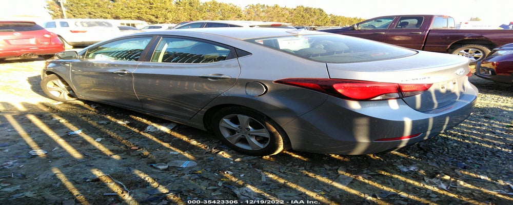 5NPDH4AE3GH672935 2016 HYUNDAI ELANTRA photo no. 3
