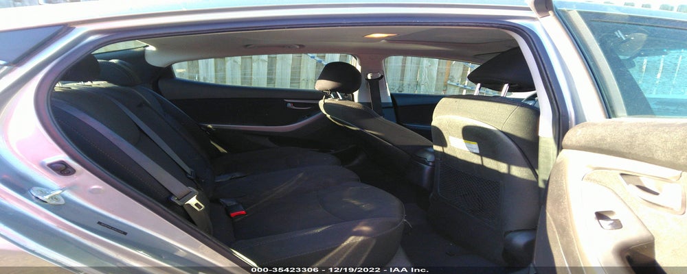 5NPDH4AE3GH672935 2016 HYUNDAI ELANTRA photo no. 8