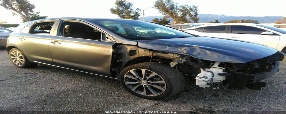 KMHH35LE9JU031512 2018 HYUNDAI ELANTRA GT photo no. 9