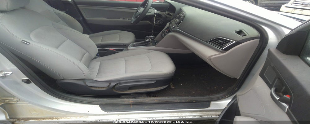 5NPD74LFXHH074352 2017 HYUNDAI ELANTRA photo no. 5