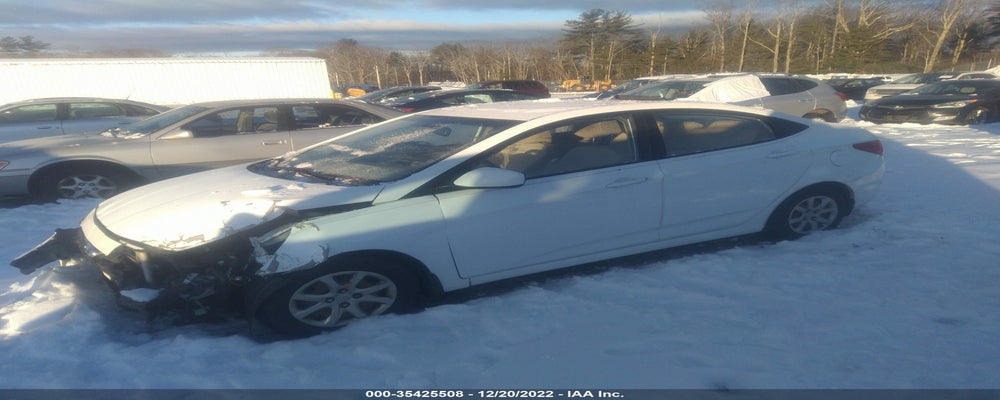 KMHCT4AE1DU398996 2013 HYUNDAI ACCENT photo no. 2
